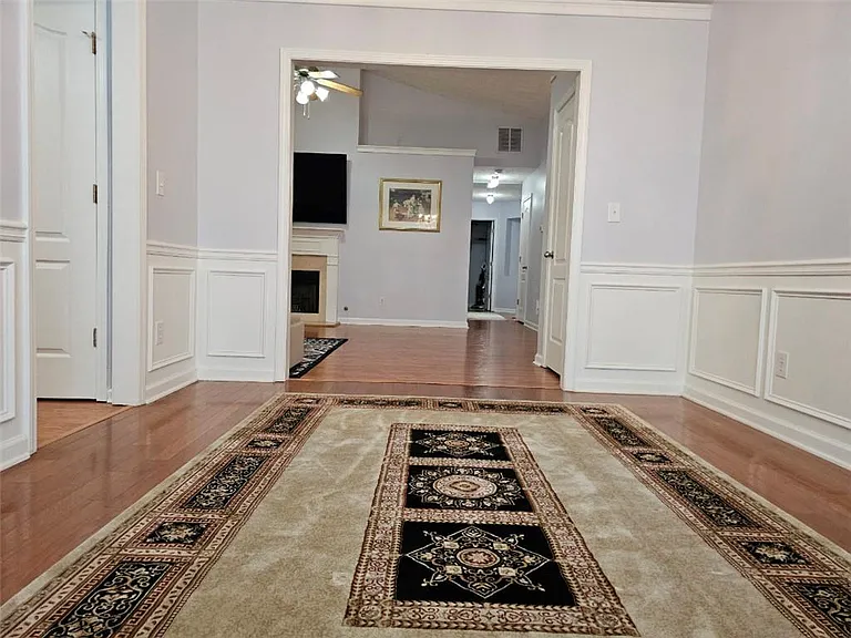 1620 Jami Hollow Way — Photo 16