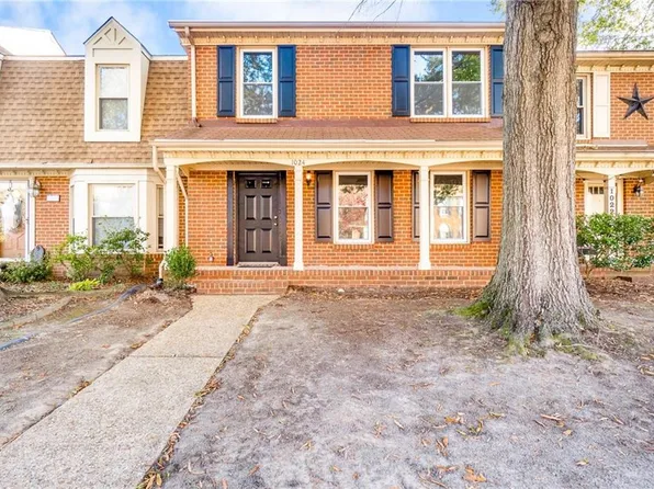 1024 Tottenham Ln, Virginia Beach, VA 23454
