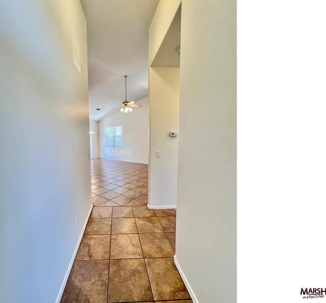 3 bed, 2.0 bath, 1352 sqft, $1,900 — Photo 2
