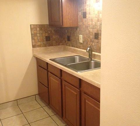 2nd image of 3863 Montgomery Blvd NE #15