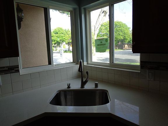 3rd image of 1229 Willo Mar Dr