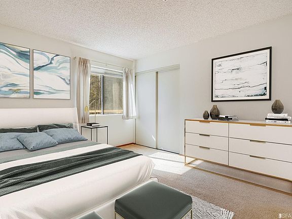 3rd image of 311 Oak Ct #311