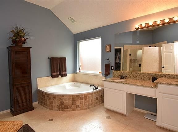 4th image of 3505 Lofty Pines Ln
