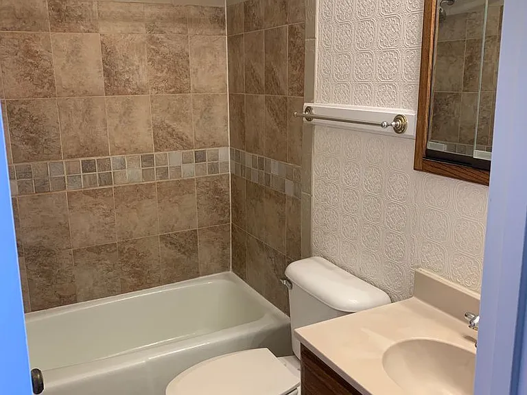 5303 Ainsworth Dr — Photo 9