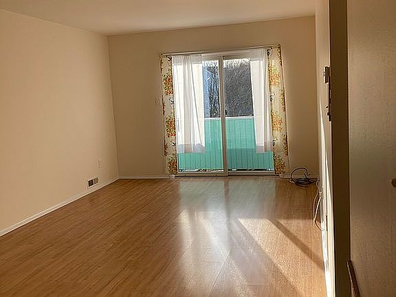 Living room back