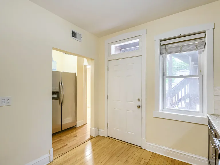 5849 N Maplewood Ave #1 — Photo 12