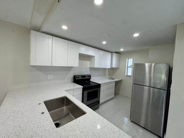 8000 Fairview Dr APT 209