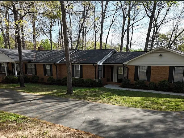 2646 Rolling Hills Dr, Monroe, NC 28110
