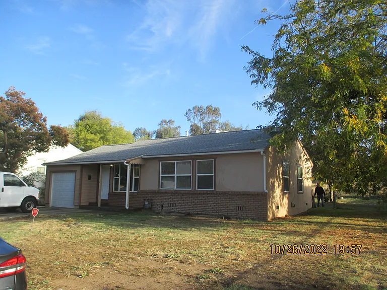 44 La Colina Dr — Photo 2