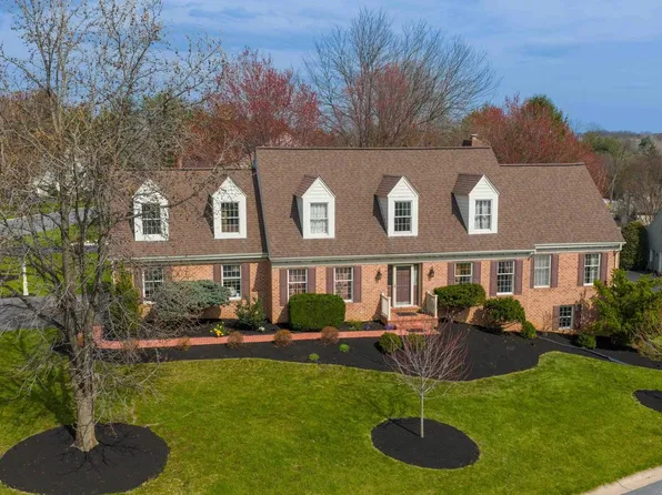 2144 Saddleridge Rd, Lancaster, PA 17601