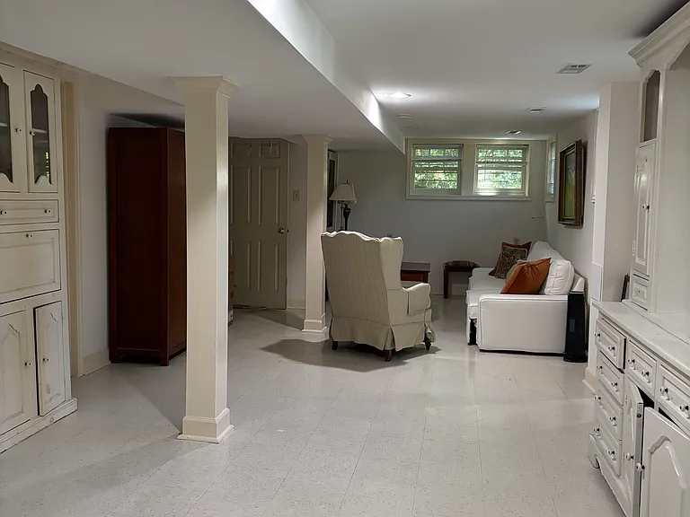 3533 W Pl NW — Photo 12