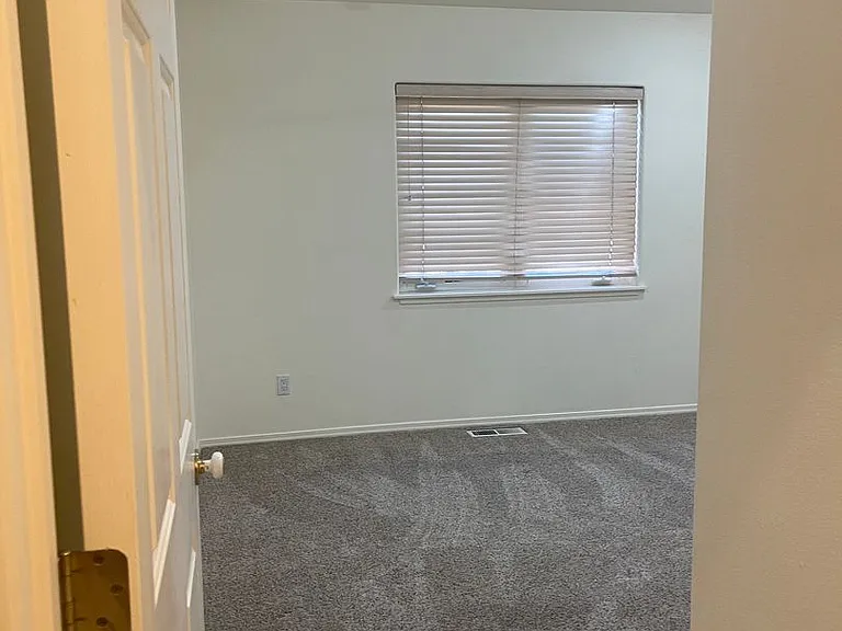 1712 Ruby View Dr — Photo 10