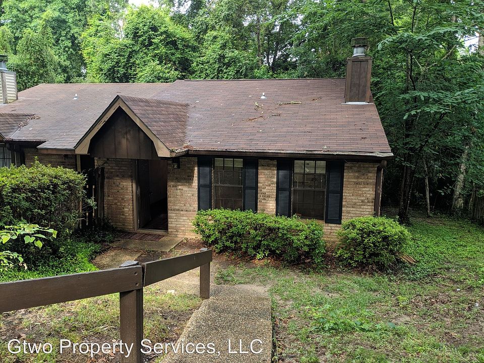 1st image of 492 Victory Garden Dr