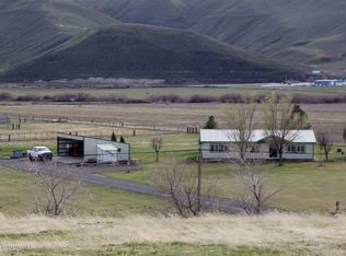 7860 N Wenas Rd, Selah, WA 98942