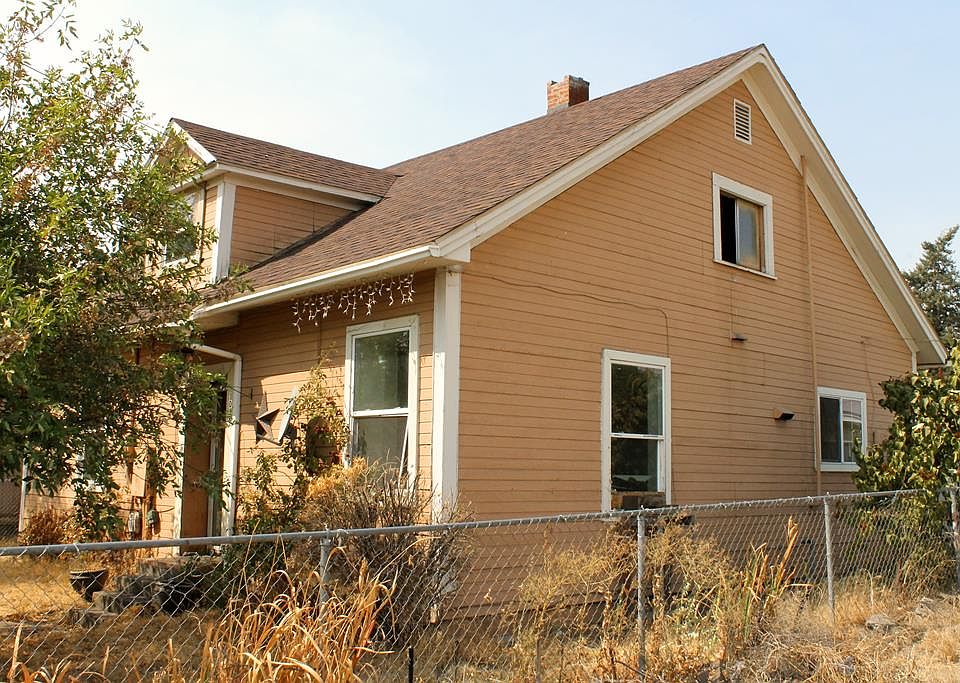 1st image of 1018 W Poplar St
