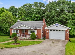 160 Jefferson Dr, New Kensington, PA 15068