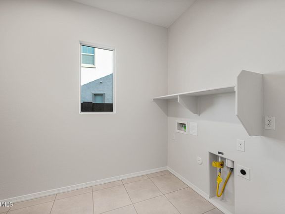 4th image of 16717 W QUESTA Drive