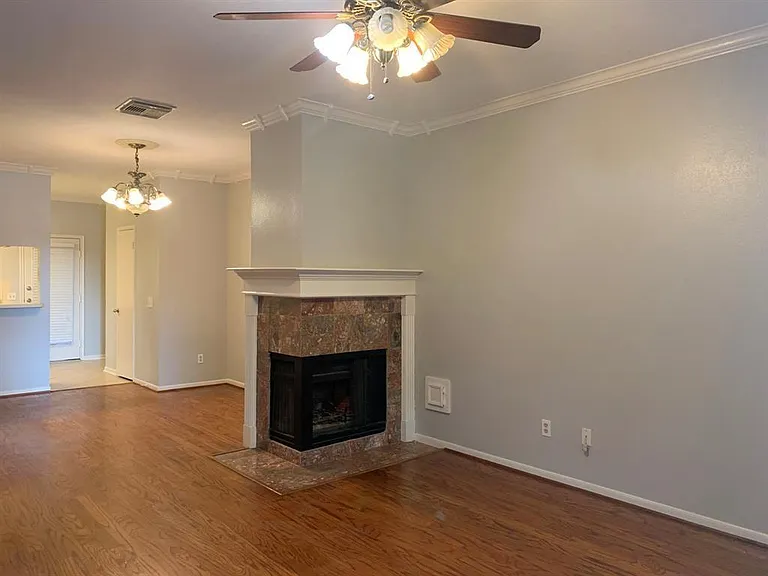 2910 Grants Lake Blvd #1304 — Photo 3