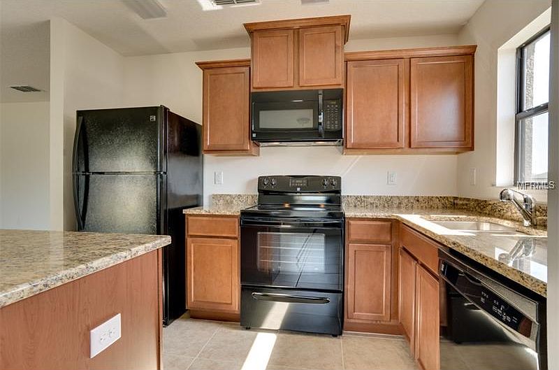 2nd image of 575 Siesta Key Ave