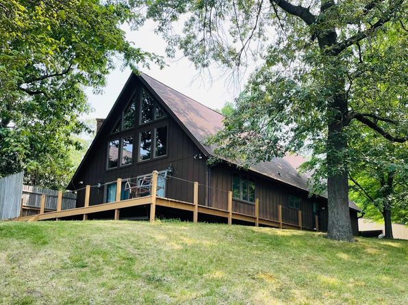 2904 Manitou Park Dr