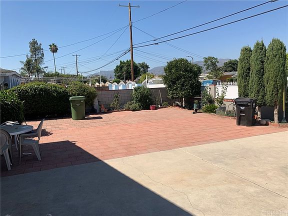 5th image of 11023 De Foe Ave