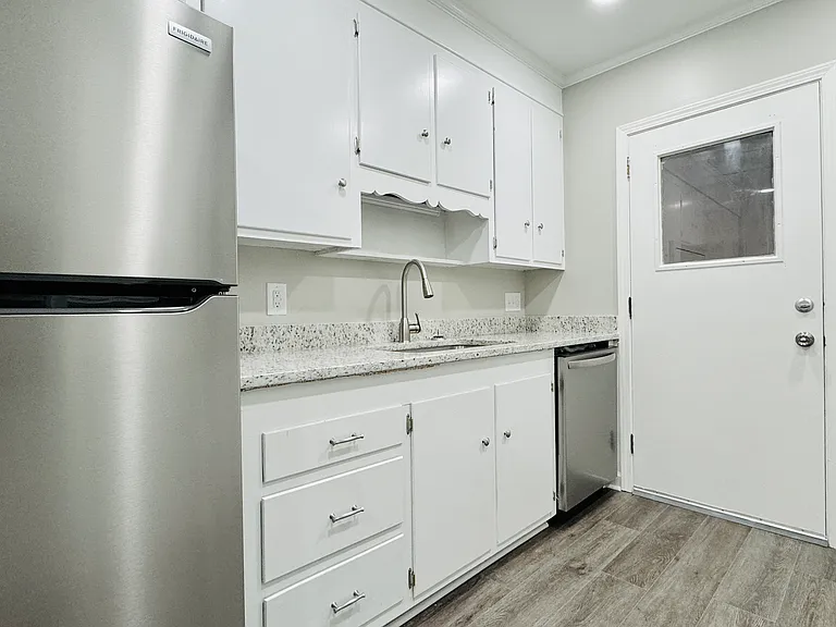 815 W Palmetto St #A — Photo 10