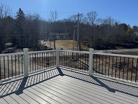 3rd image of 3 Applewood Lane #3