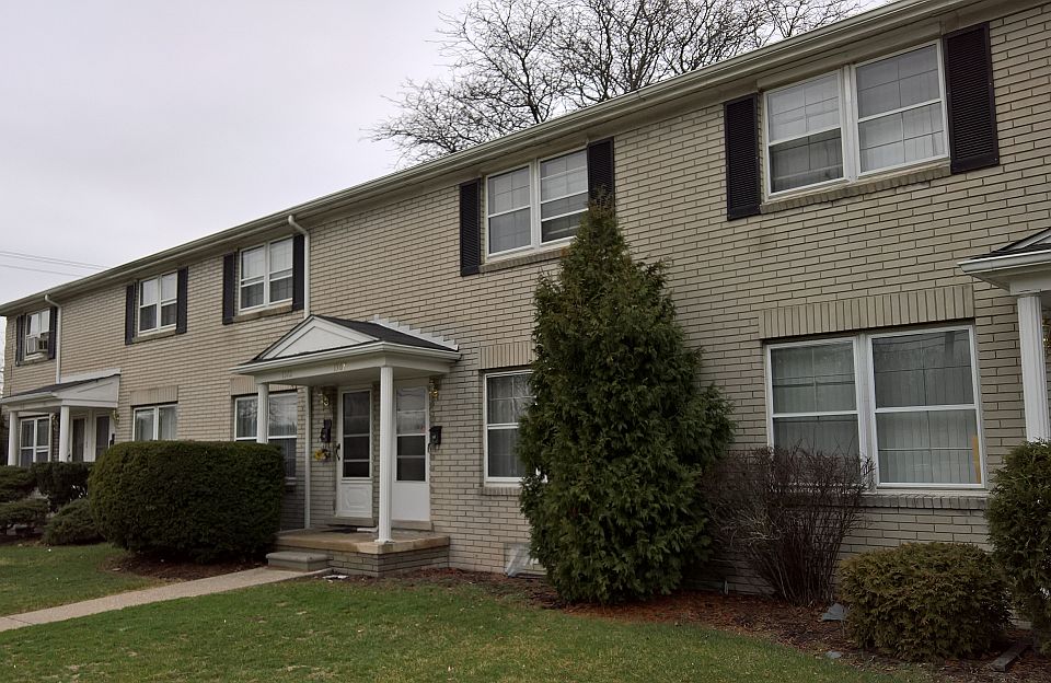 1st image of 1356 Dewey St