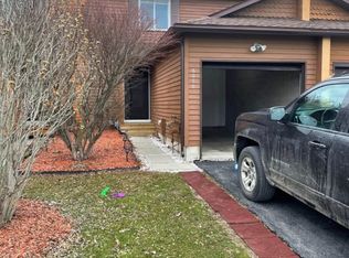 6078 Bethlehem Ln, Cicero, NY 13039
