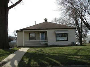 902 Bayard St, Waterloo, IA 50702