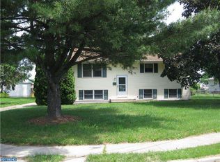 24 Weymouth Dr, Hamilton, NJ 08610