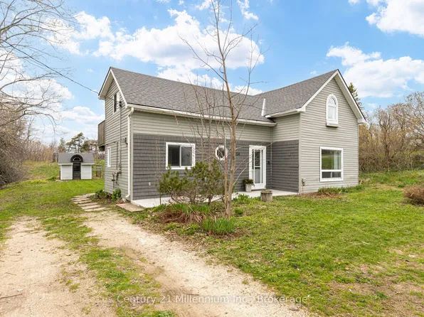 124 Main St, Northern Bruce Peninsula, ON N0H 1W0