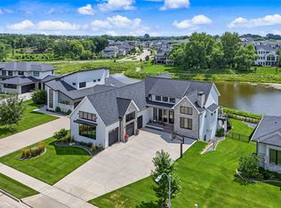 3653 NW 177th Ct, Clive, IA 50325