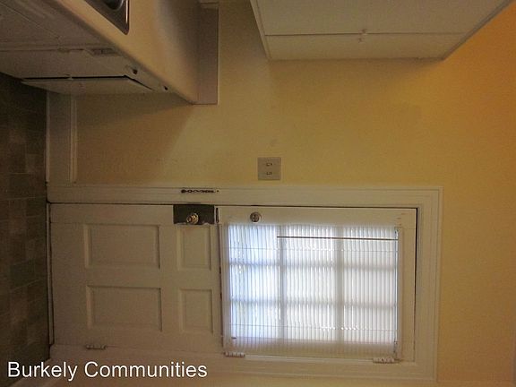 3rd image of 414 S Chapman St APT A