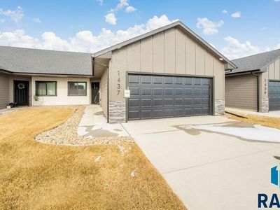 1437 N Mae Pl, Tea, SD, 57064