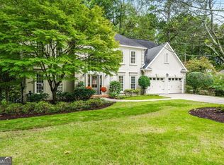 861 Chestnut Lake Dr NE, Marietta, GA 30068
