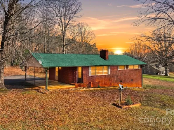 2290 State Highway 181, Morganton, NC 28655