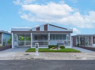 Urb Jardines Del Caribe Calle 30 Ee #23, Ponce, PR 00728