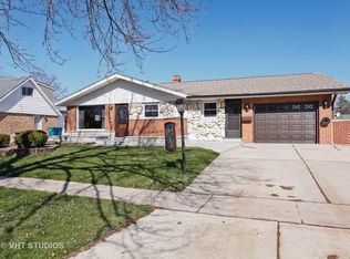 9213 Willow Ln, Bridgeview, IL 60455