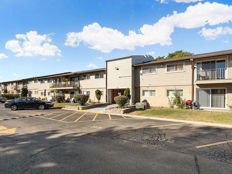 1st image of 850 Old Willow Dr #108