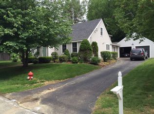 16 Juniper St, Wenham, MA 01984