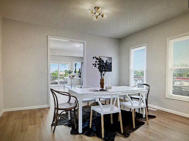 402 McIver St — Photo 11