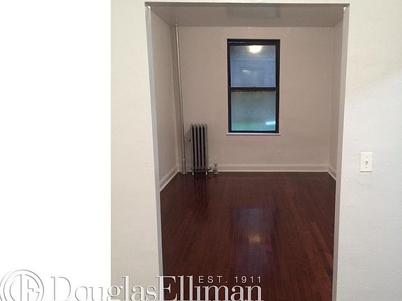 5th image of 4535 48th St #1A