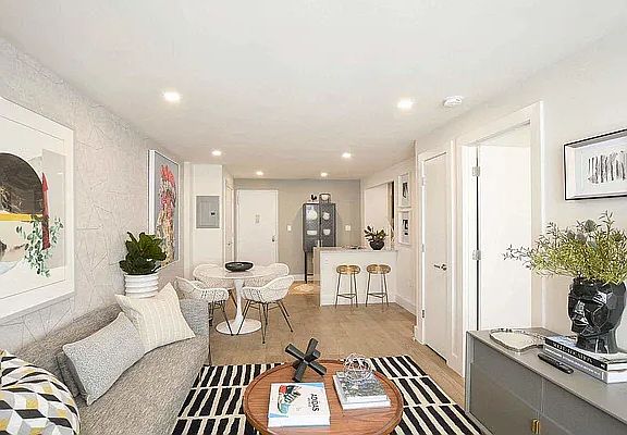 4th image of 60 E 12th St APT 6H