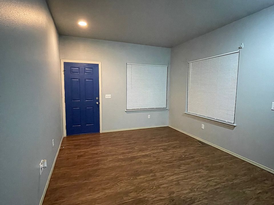 1st image of 2512 62nd St SE #A