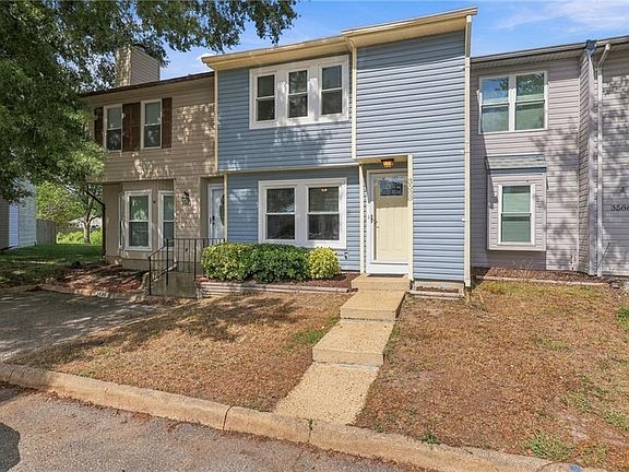 2nd image of 3588 Windmill Dr