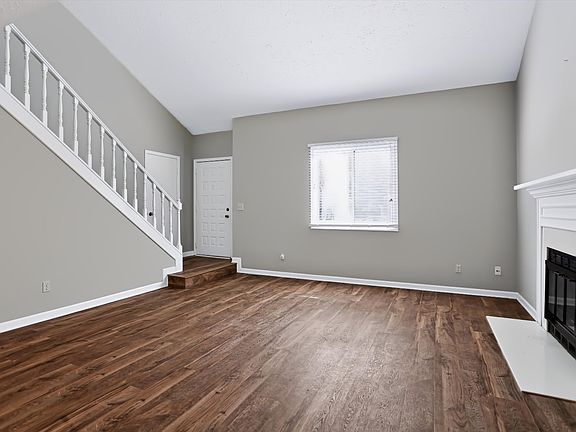 5th image of 512 Conner Creek Dr