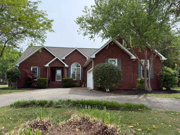 1818 Newton Ave, Murfreesboro, TN 37129