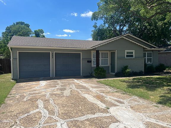 2nd image of 323 N Cottonwood Dr