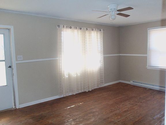 3rd image of 309 Appian Dr